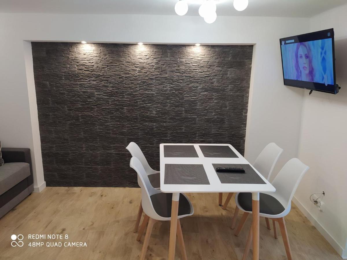 Apartamenty Przy Swierku シクラルスカ・ポレンバ エクステリア 写真