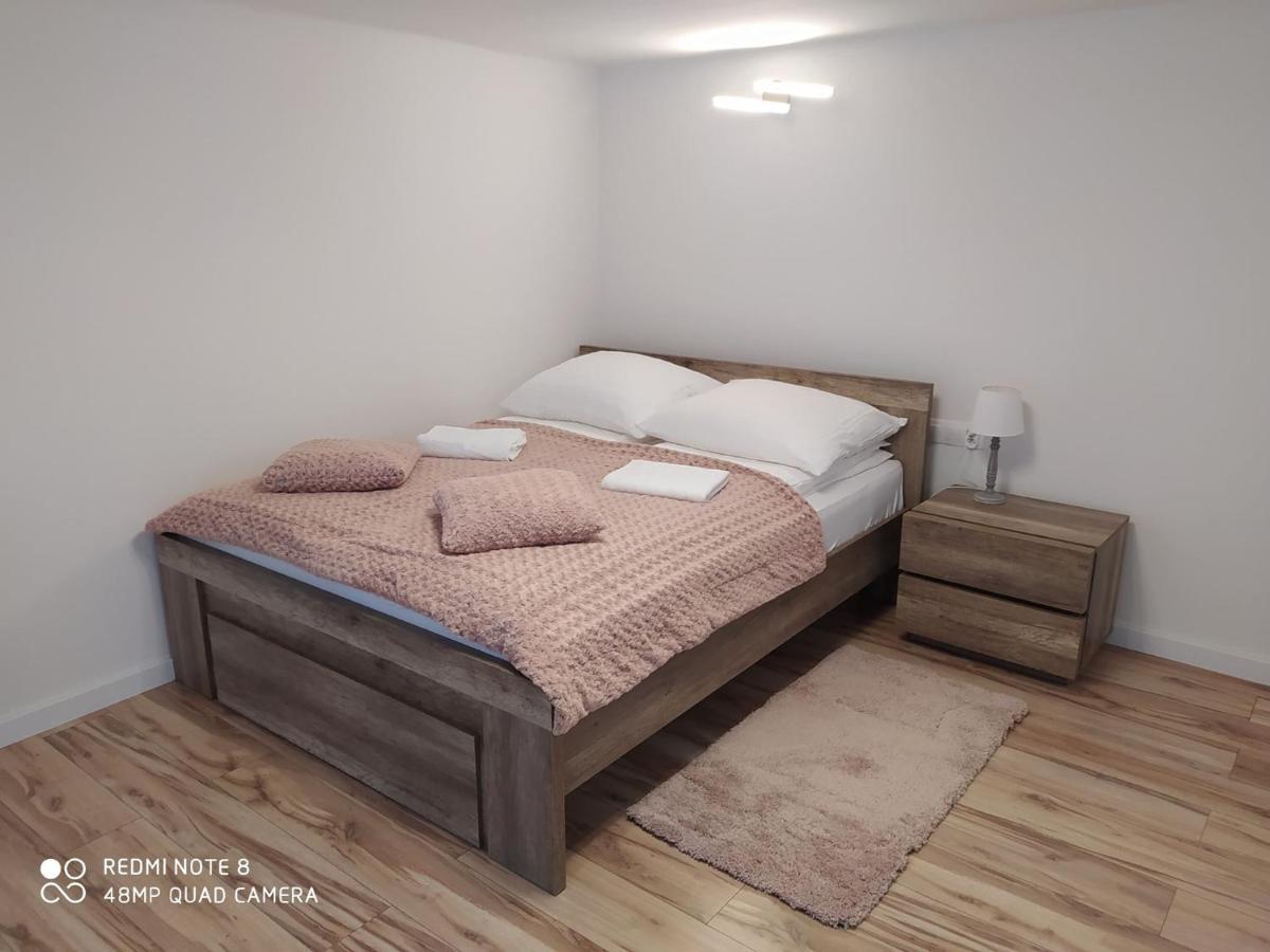 Apartamenty Przy Swierku シクラルスカ・ポレンバ エクステリア 写真